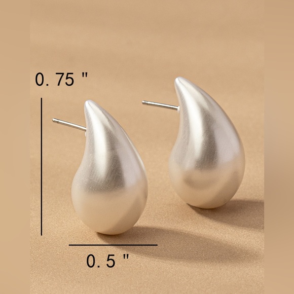 Small pearl teardrop earrings - Picture 2 of 4